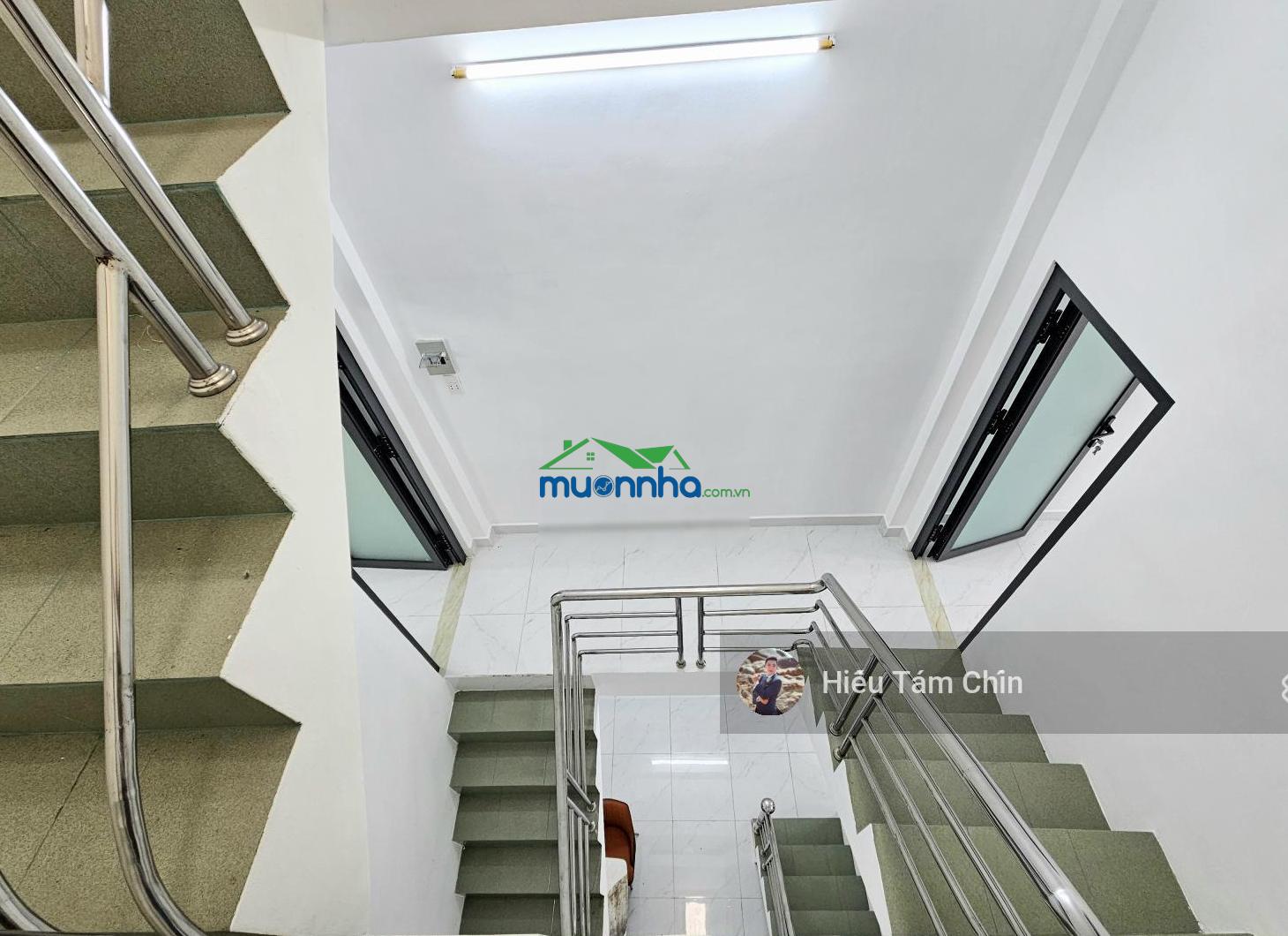 Vị trí đẹp, 3.45m x 15m x 3 tầng, chợ bà chiểu, cách bờ kè 30m - 2