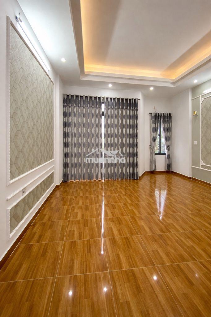 Hxh - p15 tân bình - chợ phạm văn bạch 3 tầng - 72m2 - 6,7 tỷ - 4