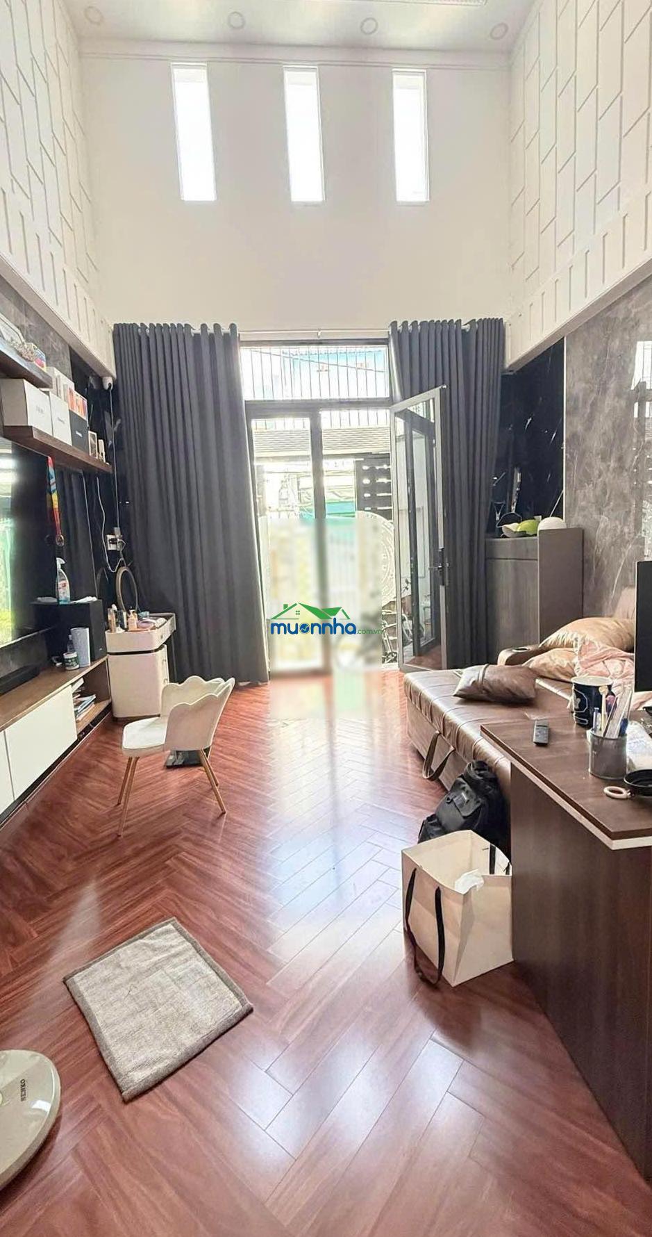 Nhà đẹp 3 tầng có dòng tiền trung tâm q7. - 4