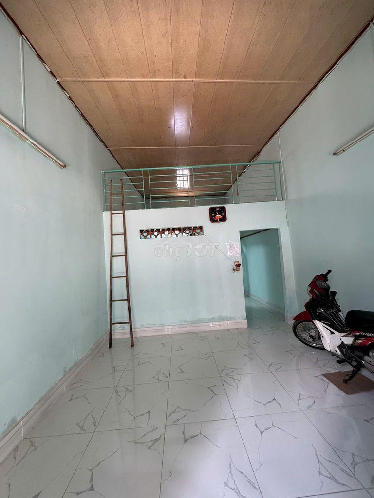 Cô phụng cho thuê phòng trống không nội thất - gần đh văn hiến - 50m2 - 3
