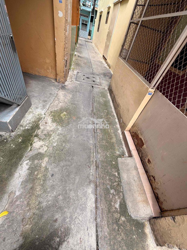 Chính chủ bán nhà 22/ nguyễn hiền p4q3, 5t250 - 3