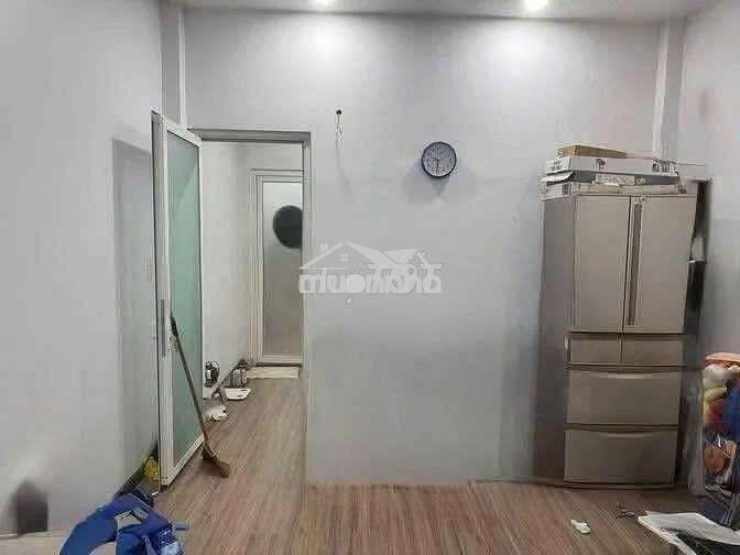 Bán nhà nở hậu 6.50m bà hom p13 q6 - 4