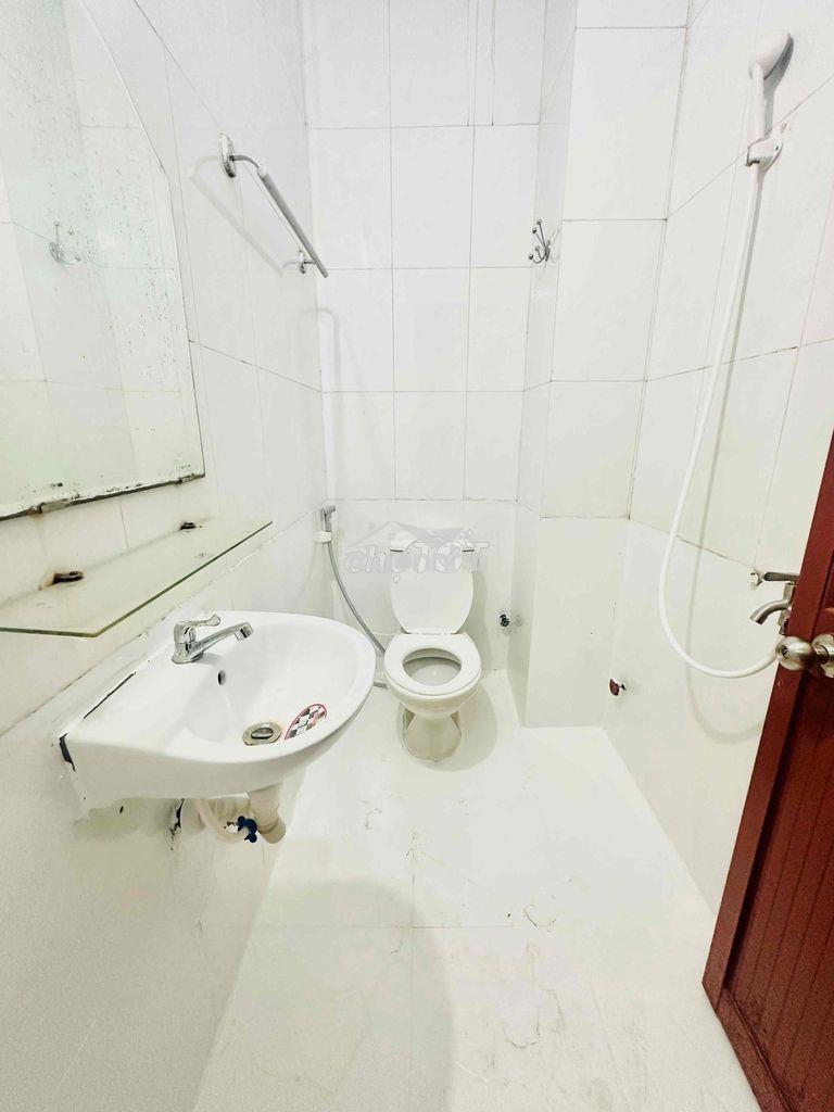 Phòng mới xây cầu tham lương - giờ tự do - trường chinh - 4