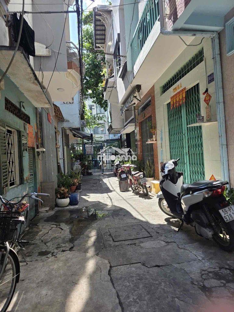 Bán nhà 3 tầng kiên cố ngay đầm sen - giá chỉ nhỉnh 3 tỷ - 4