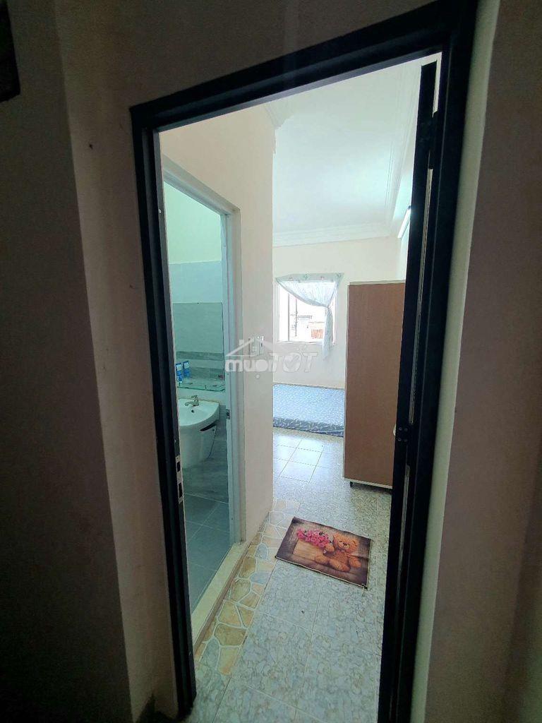 Phòng cho thuê đường đbp, ngay ngã tư hàng xanh, giờ giấc tự do - 3