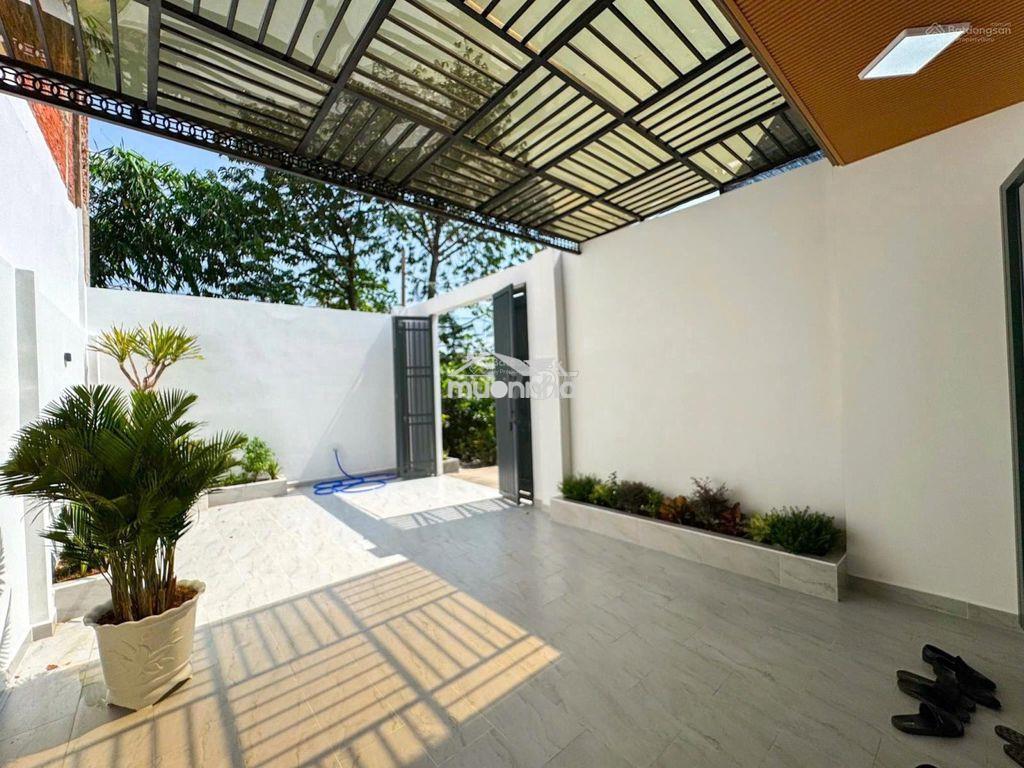 Nhà full nội thất - vào ở liền - ngay cổng chào bình dương chỉ 1,6 tỷ - 2