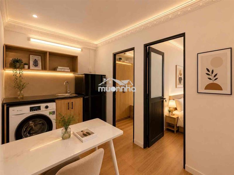 Chính chủ cho thuê căn hộ chung cư quận 5 ( 2 phòng ngủ ban công 50m2