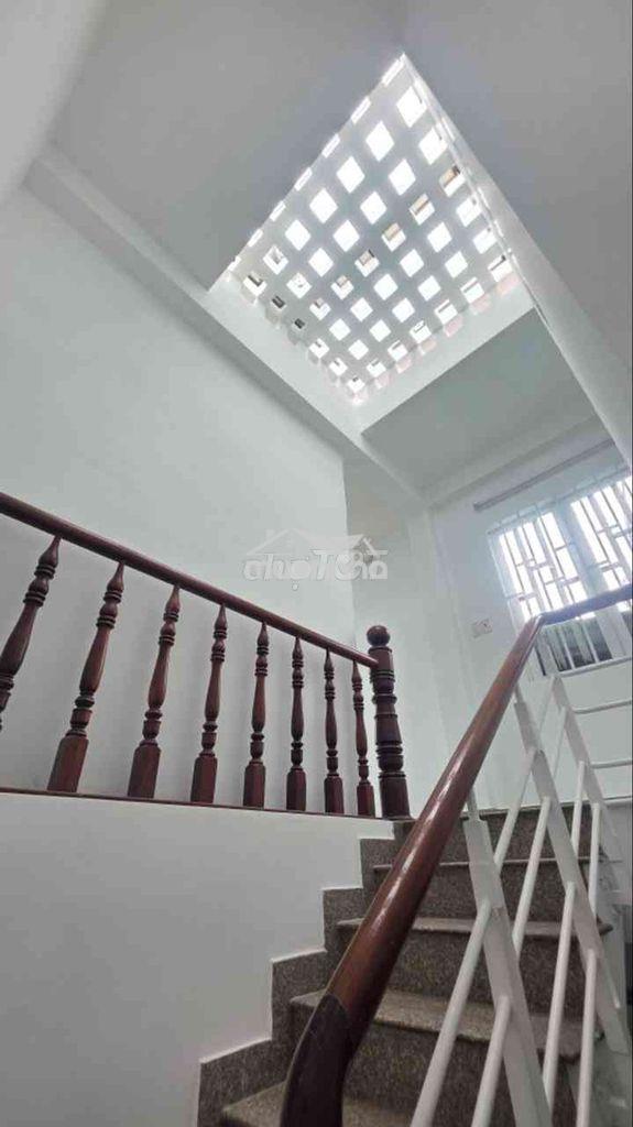 Giá tốt nhà trung tâm tân phú -dt sàn 185m2 -5pn - hẻm oto thông -7.1t - 4