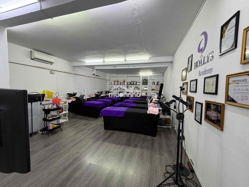 Cho thuê nhà hxh 7m 407/4 sư vạn hạnh, p12, quận 10, dtsd: 400m2 - 2