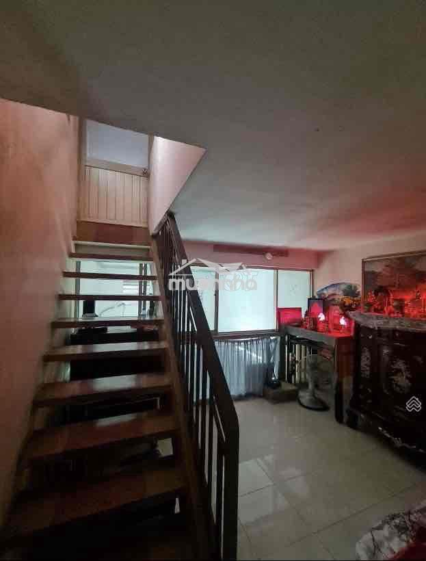 Vị trí đắc địa - ngay công viên tao đàn - cách mt 15m - dt (3.8 x15m) - 4
