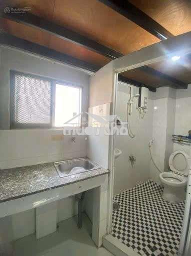 Đuplex 30m2 gác cao đến 2m ngay lê văn sỹ gái sinh viên