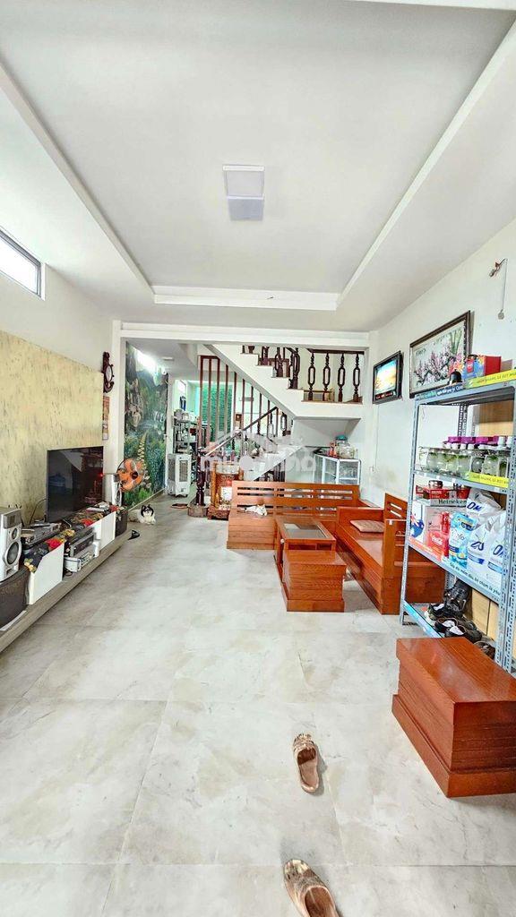 Bán nhà mặt tiền _ ngay tân hương _ tân phú_ gần80m2 _ nhỉnh 8tỷ tl