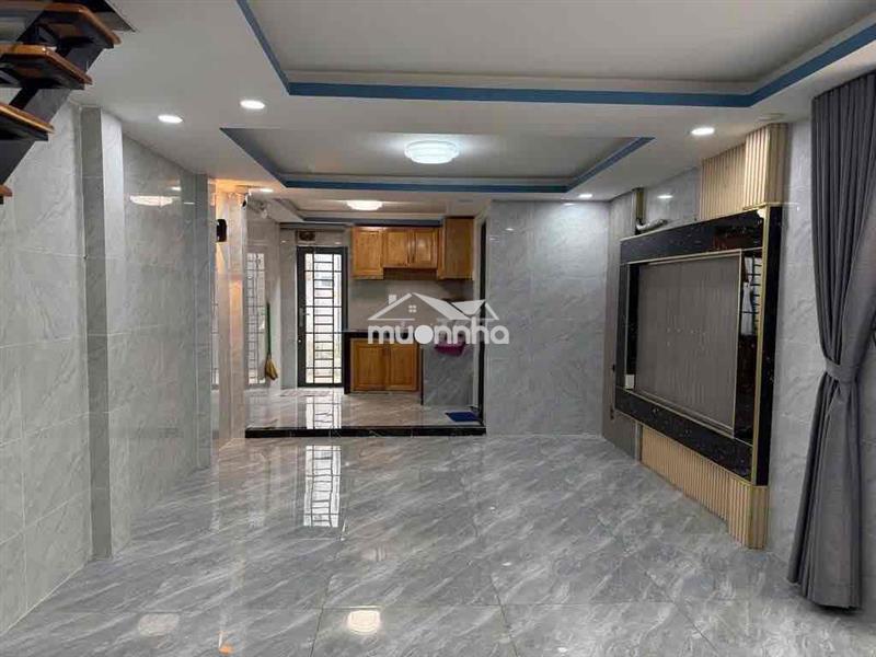 Nhà nguyên căn đường đoàn giỏi 8x10m, 1 lầu 2pn 2wc nhà đẹp