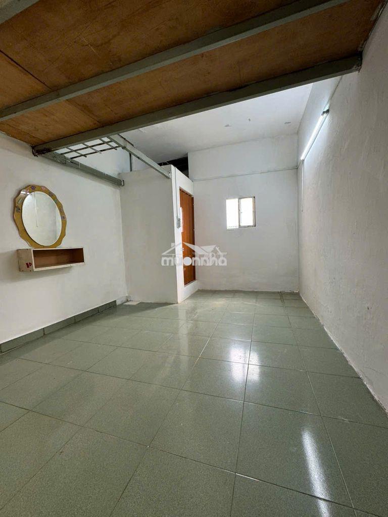 Phòng giá rẻ 2.3tr/tháng, mt 29 bàu cát 6, q. tân bình (khóa vân tay)
