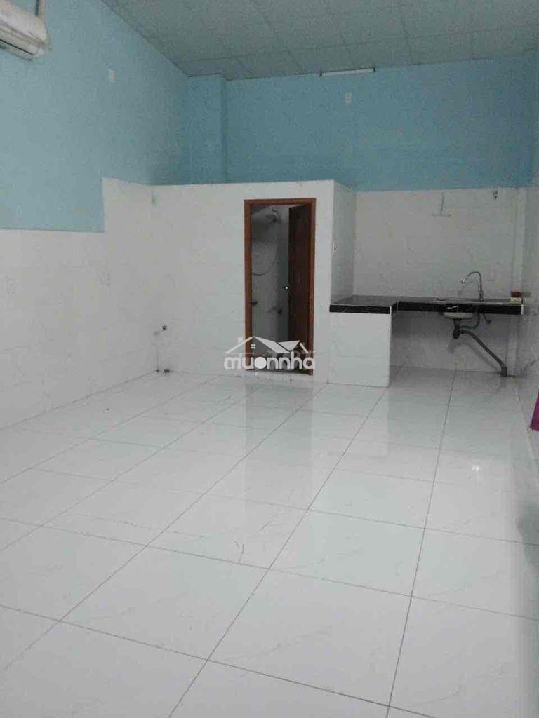 Phòng 40m2 gia 2.5tr - 3
