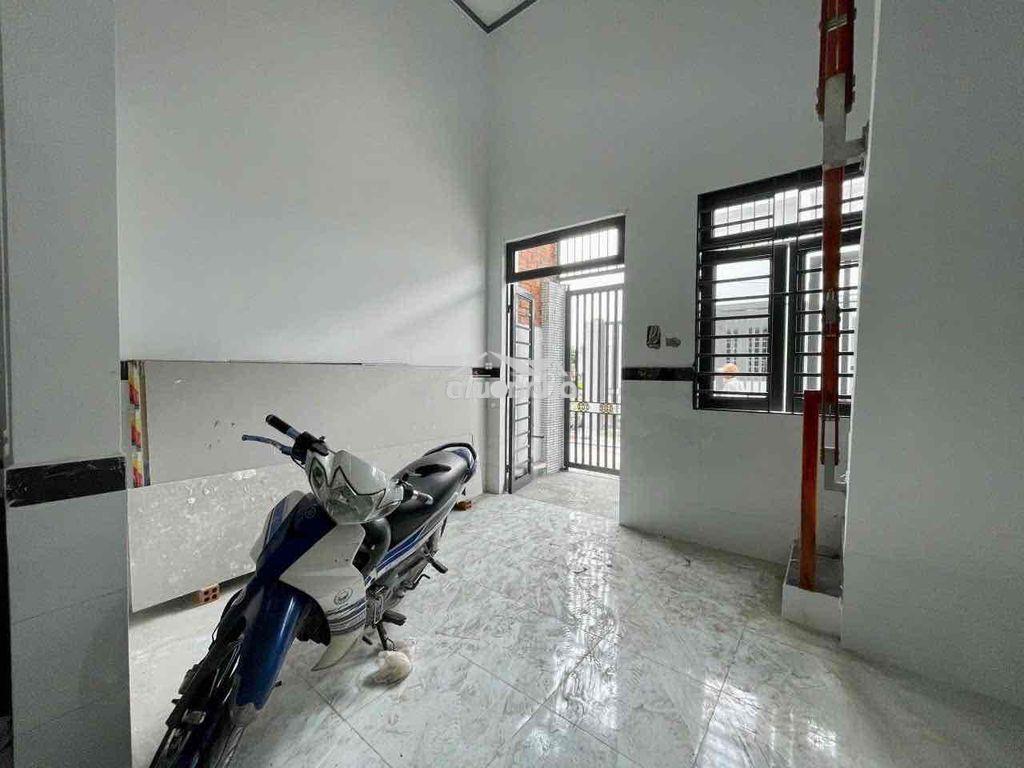Nhà đang ở cần tiền bán gấp, đã có sổ chính chủ đứng tên - 4