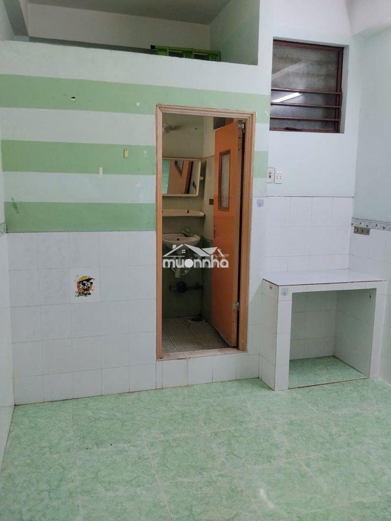 Phòng trọ cho thuê 15 m2, khu phan xích long , phường cầu kiệu, tphcm - 3