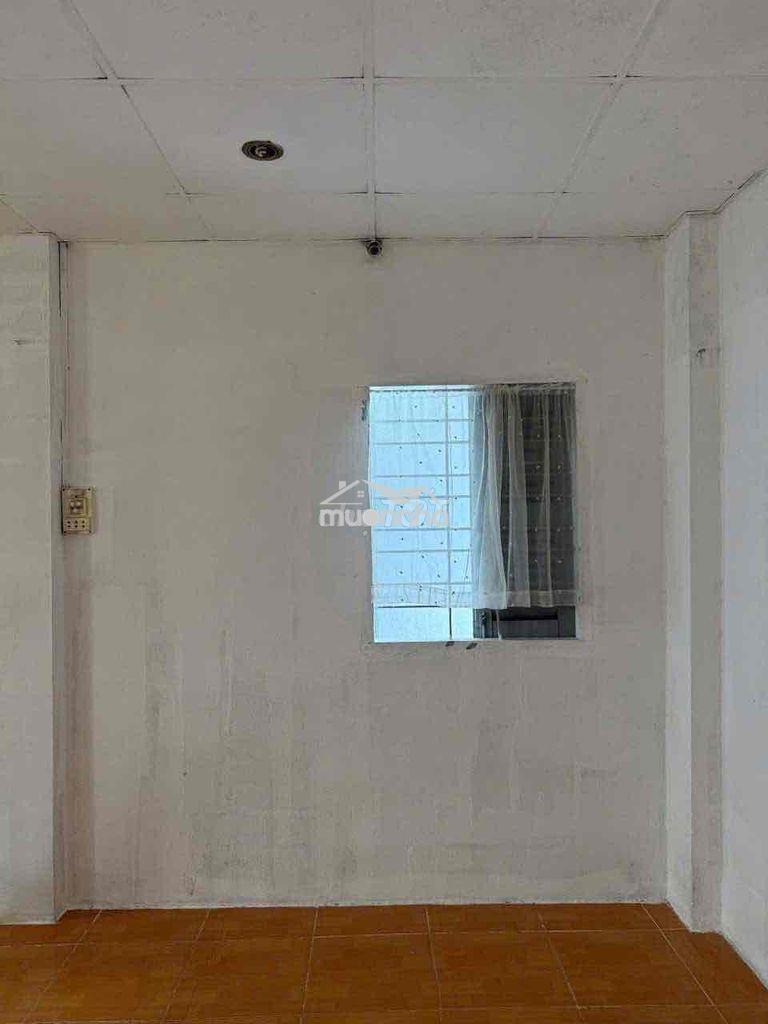 Nhà 1 trệt 1 gác suốt sử dụng 50m2 gần chợ hiệp phú- lê văn việt q.9 - 3