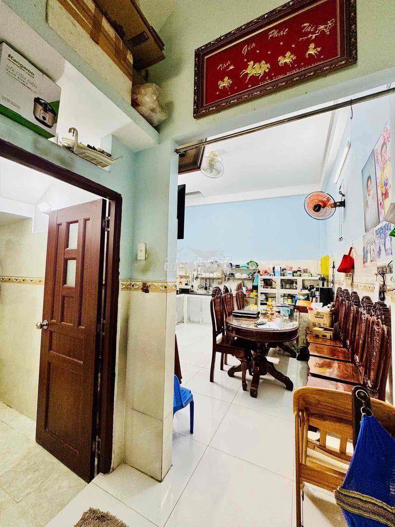 Nhà 4 tầng mặt tiền hẻm đường nguyễn thị tẩng p2q8 - 2