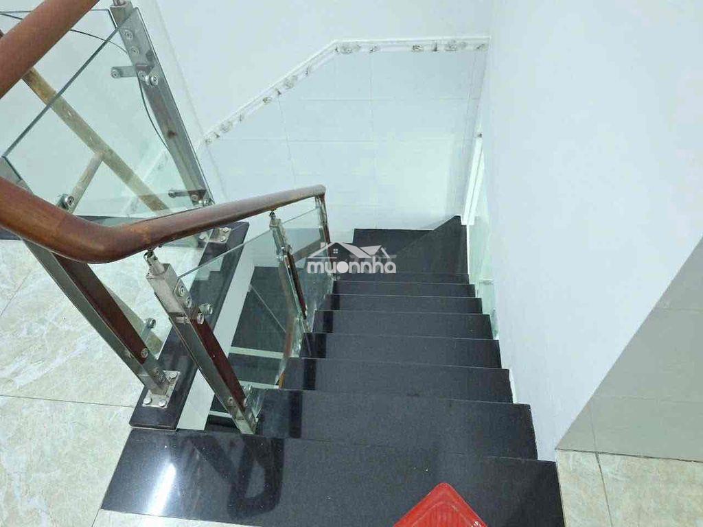Nhà 2 phòng sẵn máy lạnh hẻm xe tải bà hom - 3