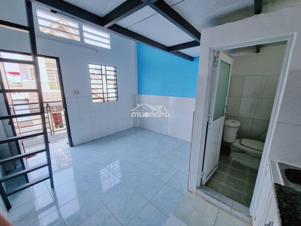 Phòng gần ngã 4 thủ đức, khu cnc, 20m2, đường đình phong phú, an ninh - 3