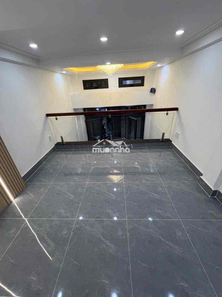 Nhà đẹp - vĩnh viễn –  vào ở ngay - quận 10  - 3pn - hẻm thông ngô quy - 4