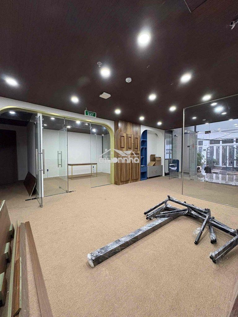 Cho thuê vp 100m² + sân riêng 87m² phạm viết chánh bình thạnh 28tr tl