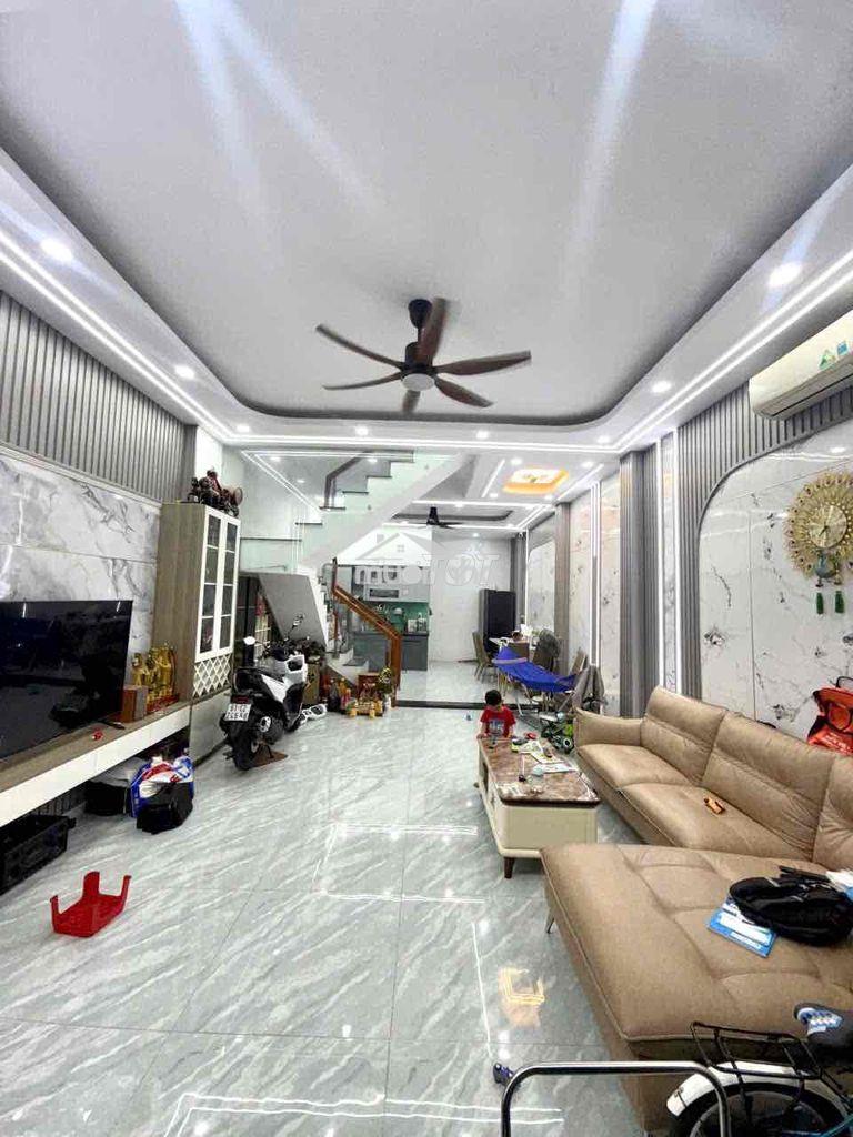 Nhà 1 trệt 2 lầu an phú,đầy đủ nội thất,đường 7m đậu ô tô ok