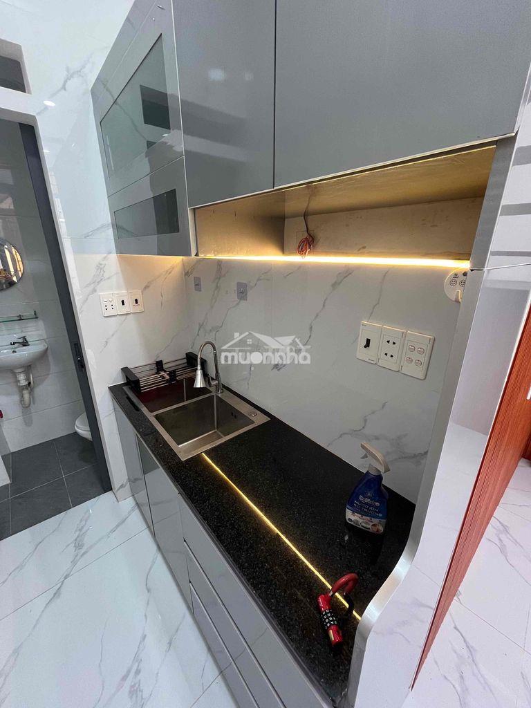 Nhà bán giá 2t8 h.129 nguyễn trãi 1 trệt + 1 lầu btct nhà mới 3x7m2 - 4