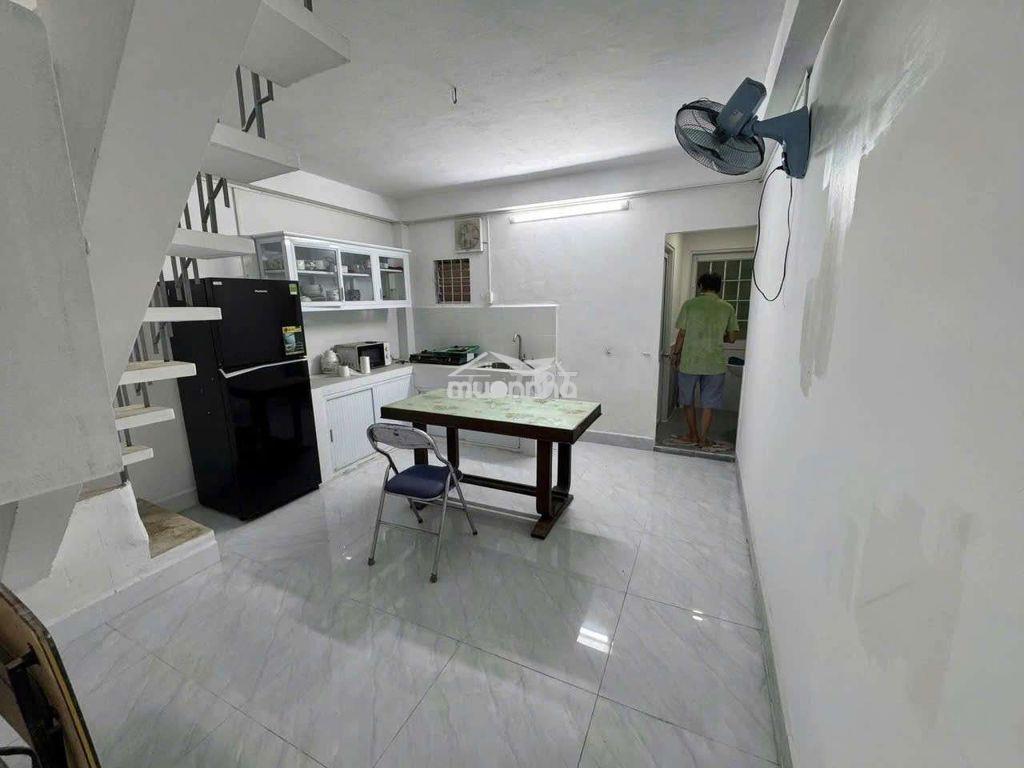Cho thuê nhà hẻm đường nguyễn hữu tiến 4x20m trệt lửng đúc 3pn y hình - 3