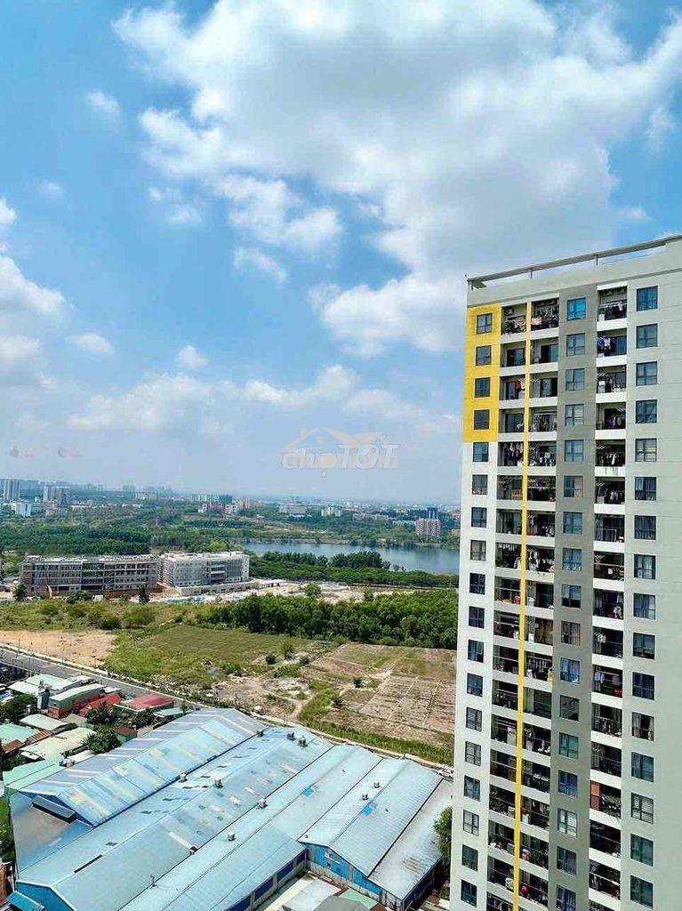 Cho thuê căn góc sẵn máy lạnh chỉ 6tr7, hướng đn thoáng mát, ở 3-4bạn