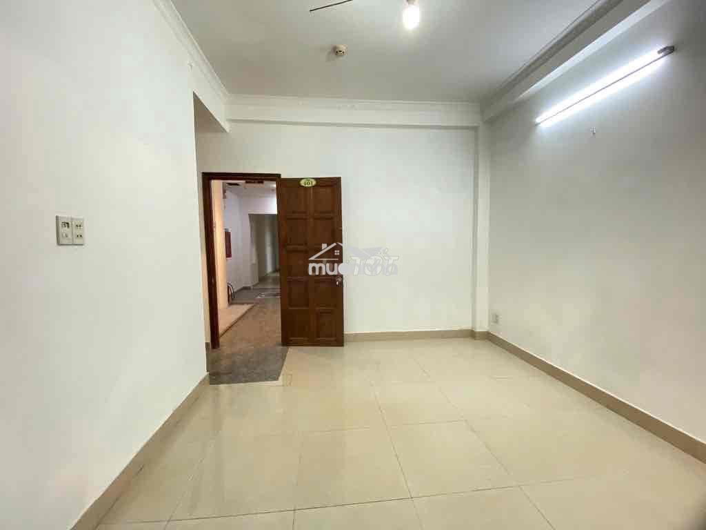 Cho thuê phòng trọ nhà mặt tiền đường thoáng mát . - Ảnh 4