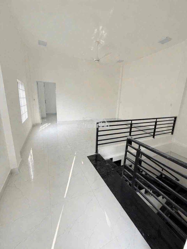 Mặt bằng kinh doanh lê hồng phong sát ngã tư , mới kinh doanh ngay - 4