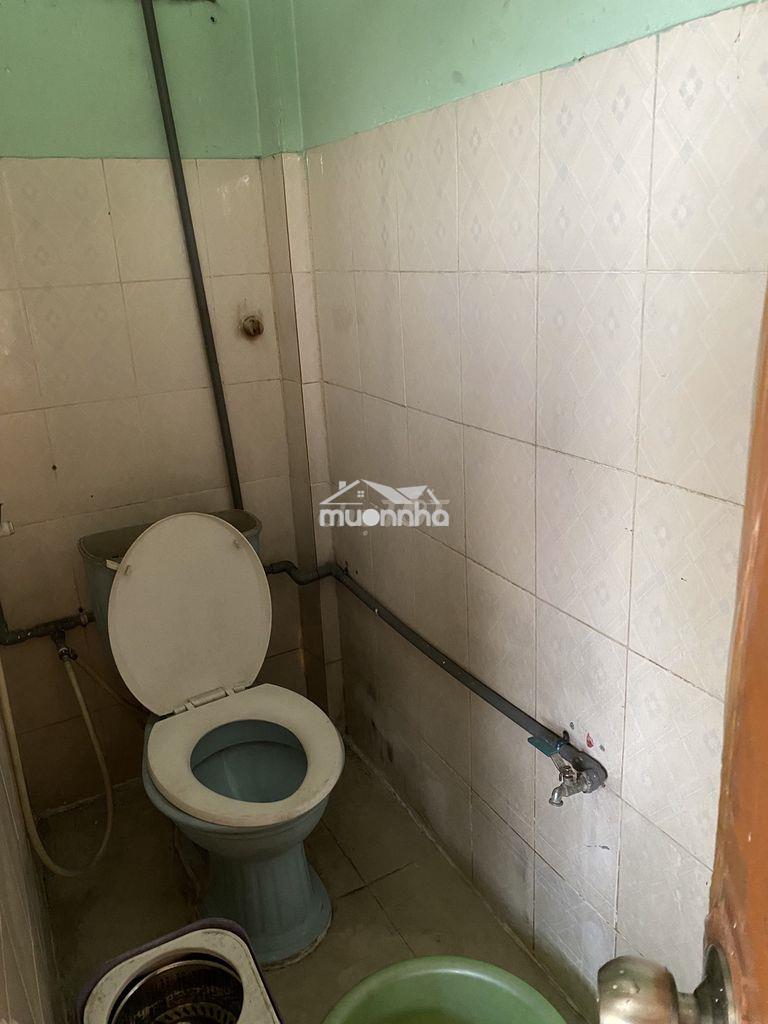 Nhà mặt tiền nguyên căn ql1k giá rẻ  - 2