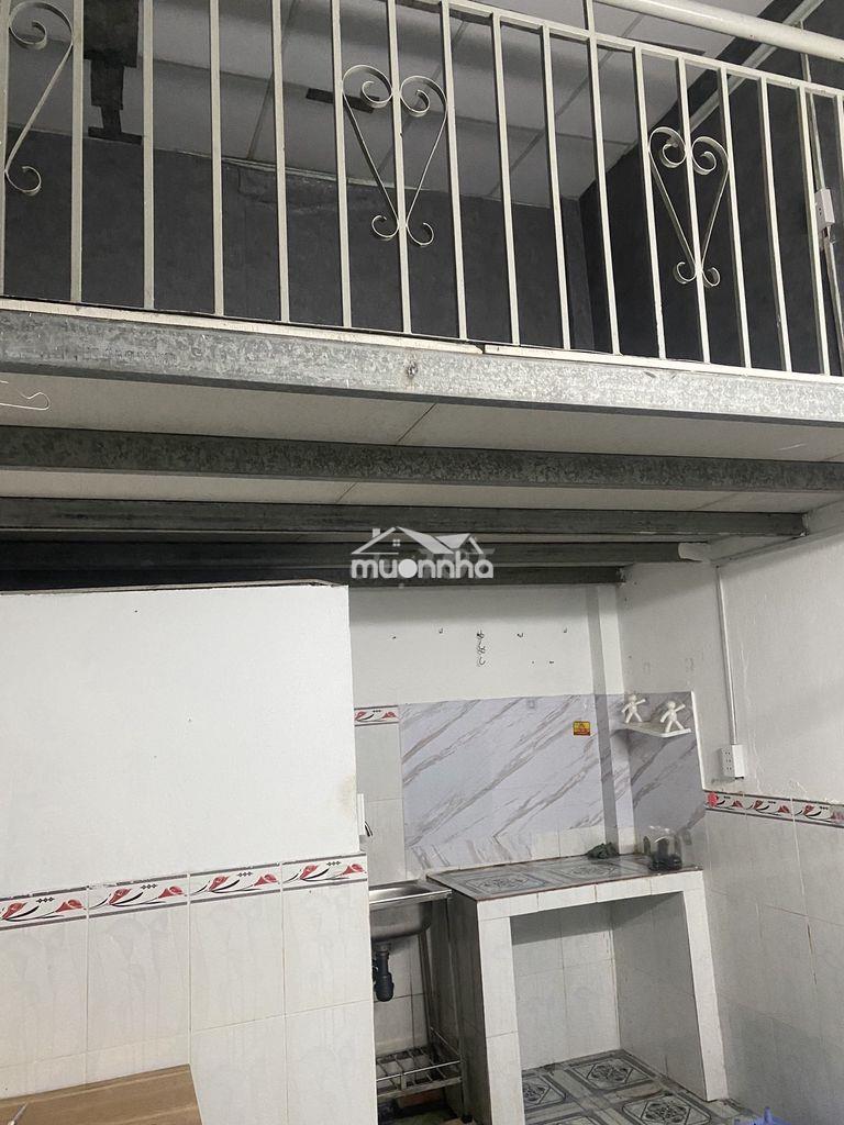 Cho thuê phòng trọ hẻm 749 huỳnh tấn phát q7 có gác lửng giá 2,7tr - 2