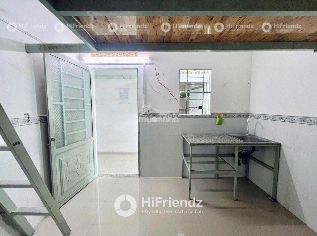Phòng mới thoáng mát, có gác, giờ tự do gần ở 703 hương lộ 2 - 2