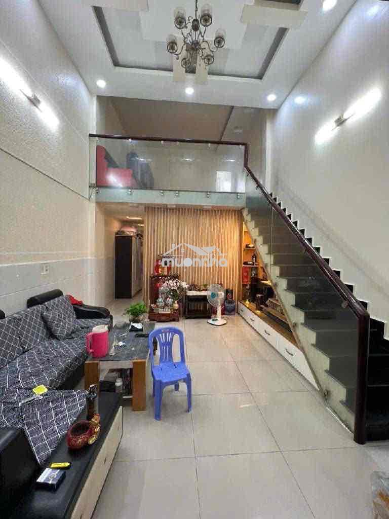Cho thuê nhà 2 tầng, 4x18, 3 phòng ngủ, sát mặt tiền, giá 9 triệu / th - 3