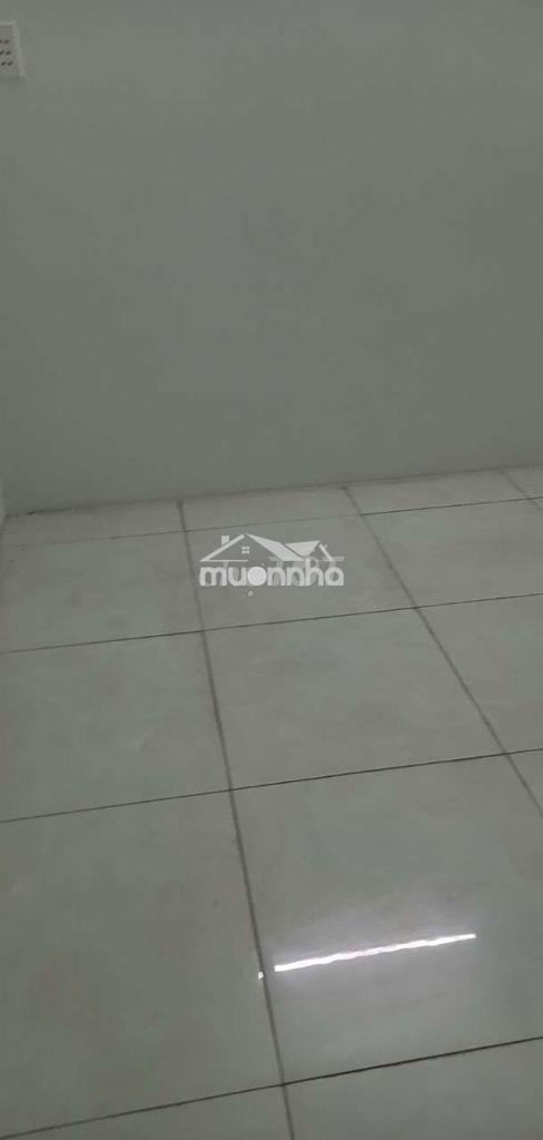 Phòng trọ giá rẻ gần nhà thờ bình chánh 1triu den 1 triu 2