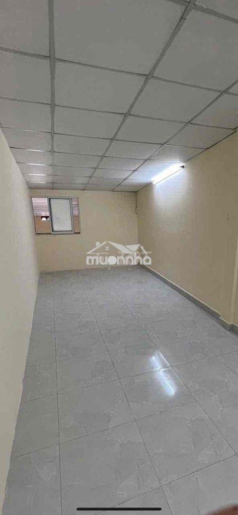 Cho thuê nhà cấp 4 có lửng rộng 100m2 đường xe tải làm kho để ở vp cty - 2