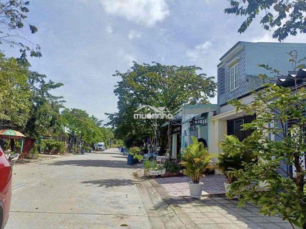 Bán căn nhà 100m2 1 trệt 1 lầu - gần bờ bao sông sài gòn - quốc lộ - 2