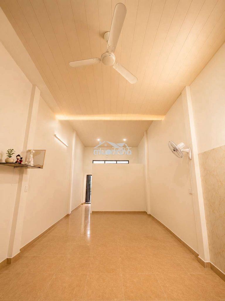 Bán nhà bàu cát 66m2 ngang lớn 4.2m sổ vuông