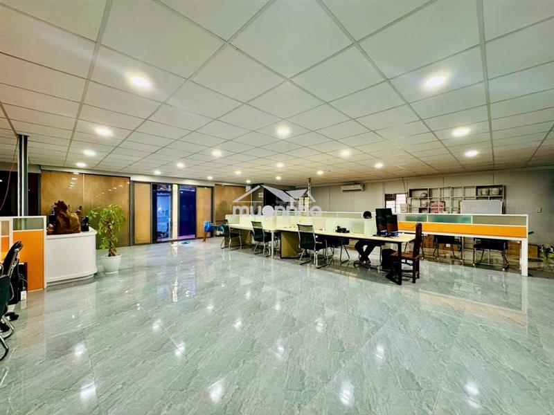 Cho thuê văn phòng/kho xưởng 400 m2 sạch đẹp - ngay đặng thùy trâm