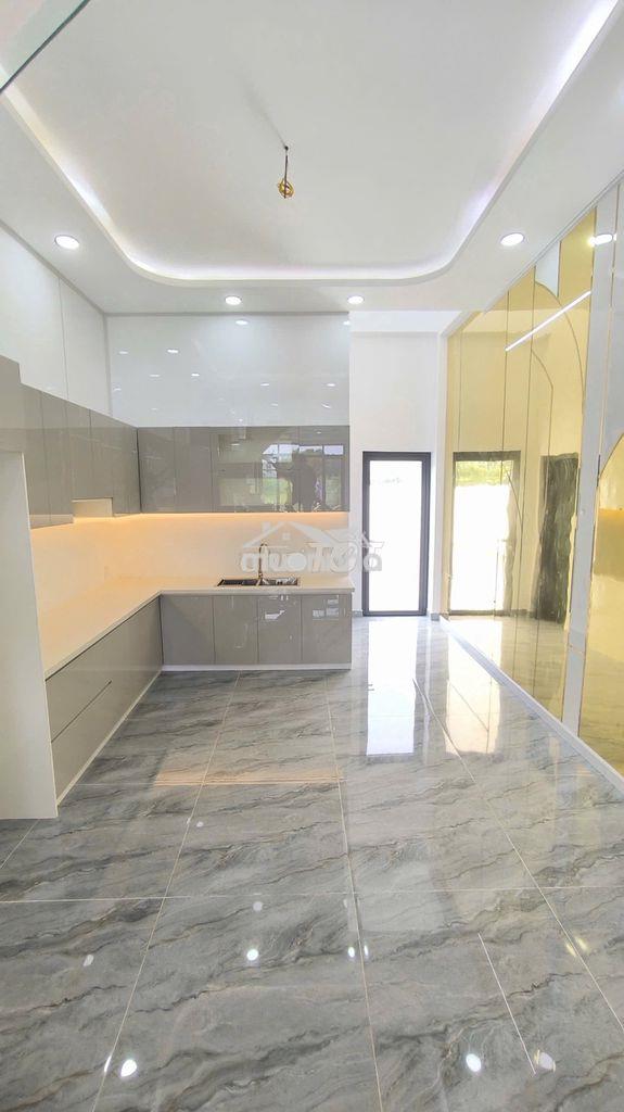 Nhà phố full nội thất thủ dầu một - 120m² - sổ riêng - đường xe hơi - 3