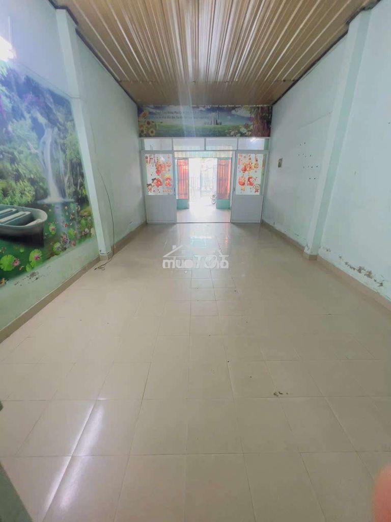 Cho thuê nhà 80m2 hẻm thông xe hơi 1/ lê văn thọ gv cấp 4  giá 8tr - 2