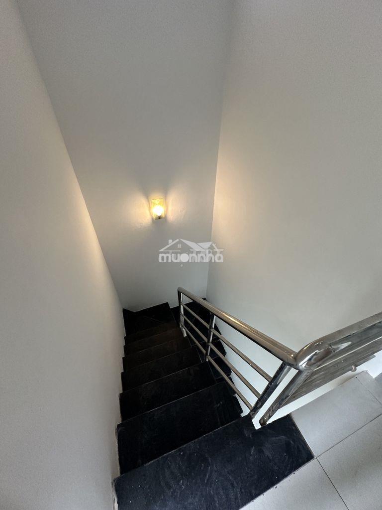 Cho thuê nhà mới nguyên căn đường huỳnh tấn phát 1tr2l - 4
