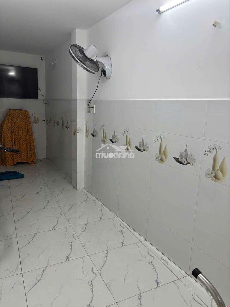 Bán nhà tặng full nội thất đường âu cơ (2 pn 3wc) nhà mới vô ở ngay - 2