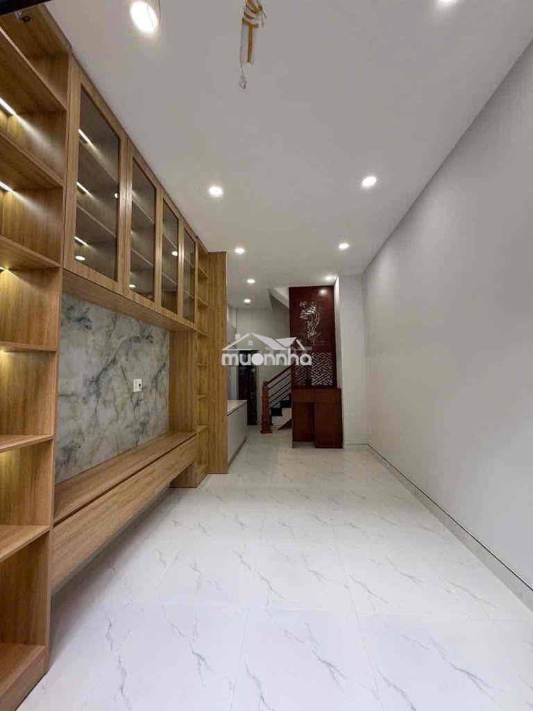 Nhà trần hưng đạo, quận 5, gần chợ hoà bình, hẻm thông, sổ hoàn công - 2