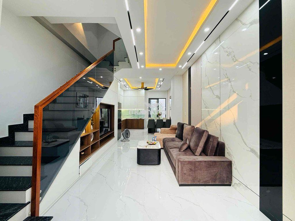 Hạ giá gấp bán - gần ngã tư ga 5.7 tỷ - 2