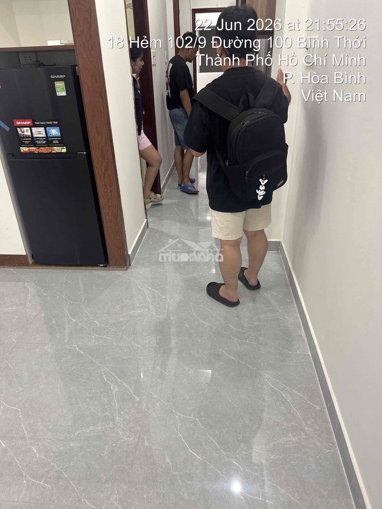 Khai trương căn hộ ban công và cửa sổ siêu đẹp keng , ngay lê đại hành - 4