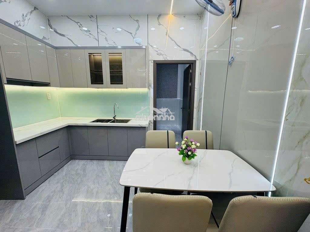 Hẻm xe tải 8m - kinh doanh nguyễn văn công - 4 tầng - 60m2 - nhỉnh 8t. - 4